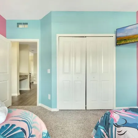 Universal Studios Luxury 3Bed/2Bath Apartment